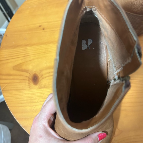 BP Brown Tan Leather Booties Size 9 Boots Zip Shoes Block Heel Factory Distress - Picture 6 of 8